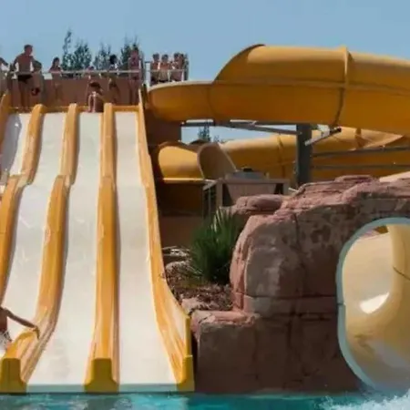 4 Etoiles - Parc Aquatique - Eebaha Parque de Campismo Hyères