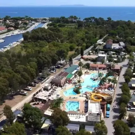 Zecamping 4 Etoiles Parc Aquatique Hammam Et Restaurant Hyères