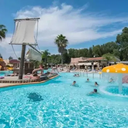 Camping 4 Etoiles - Parc Aquatique - Eebaha Hyères