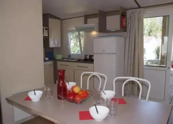 Camping 4 étoiles - Parc aquatique - eebaha Campeggio *