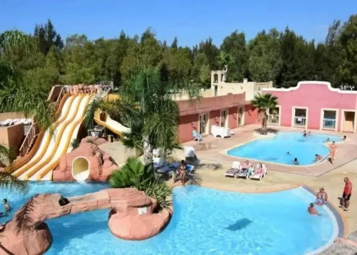Camping 4 étoiles - Parc aquatique - eebaha Hyères